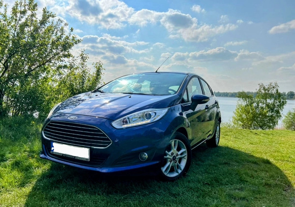 Ford Fiesta cena 31900 przebieg: 101000, rok produkcji 2015 z Sosnowiec małe 191